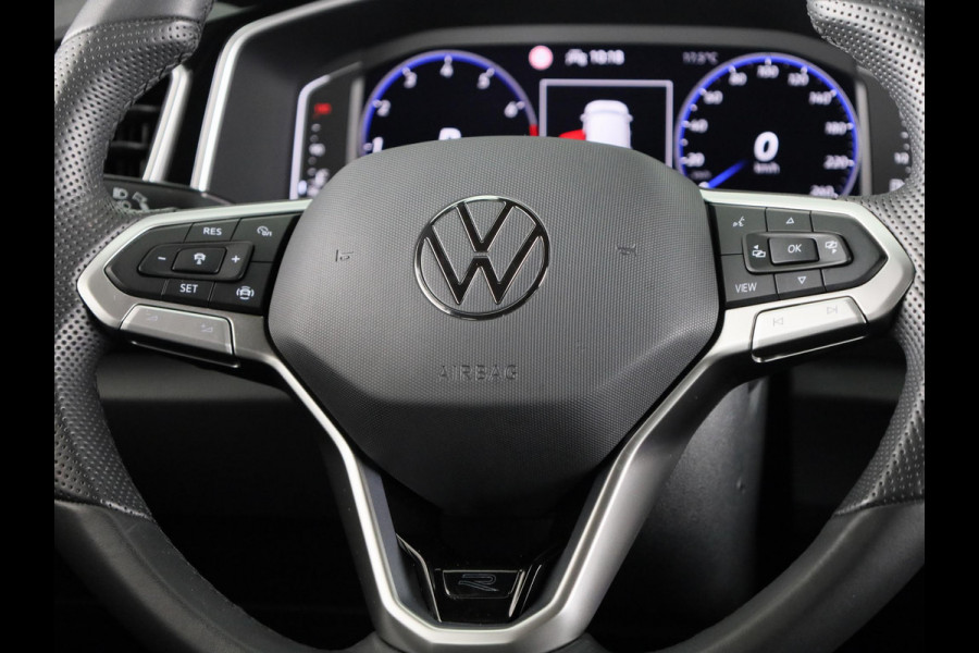 Volkswagen T-Roc 1.5 TSI R-Line 150 pk Automaat (DSG) | Verlengde garantie | Navigatie via App | Parkeersensoren (Park assist) | Achteruitrijcamera | Keyless | R-Line | Volkswagen T-Roc 1.5 TSI R-Line 150 pk Automaat (DSG) | Verlengde garantie | Navigatie via App | Parkeersensoren (Park assist) | Achteruitrijcamera | Keyless | R-Line |