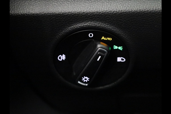 Volkswagen T-Roc 1.5 TSI R-Line 150 pk Automaat (DSG) | Verlengde garantie | Navigatie via App | Parkeersensoren (Park assist) | Achteruitrijcamera | Keyless | R-Line | Volkswagen T-Roc 1.5 TSI R-Line 150 pk Automaat (DSG) | Verlengde garantie | Navigatie via App | Parkeersensoren (Park assist) | Achteruitrijcamera | Keyless | R-Line |