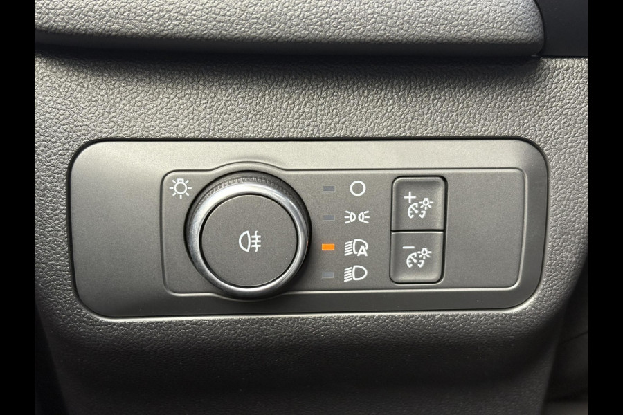 Ford Kuga 2.5 FHEV ST-Line 190pk | Technology Pack | Panoramadak | All Weather banden | Geen Stekker nodig | Ford Kuga 2.5 FHEV ST-Line 190pk | Technology Pack | Panoramadak | All Weather banden | Geen Stekker nodig |