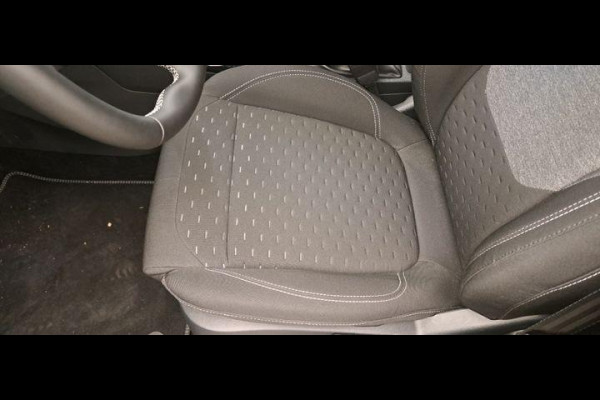 Ford Puma 1.0 EcoBoost Hybrid Titanium 125pk | Winterpack | SYNC 4 Navigatie | Achteruitrijcamera