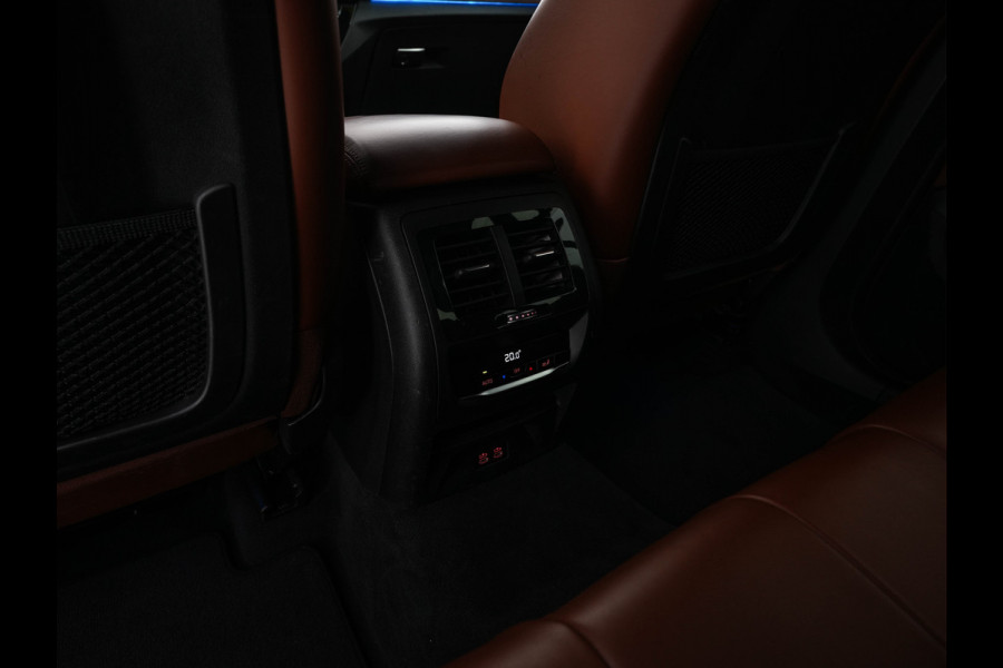 BMW X3 xDrive30e eDrive Edition M-Sportpack Plug-In (INCL-BTW) *LUXURY-LEATHER | FULL-LED | DIGI-COCKPIT | HIFI-SOUND | CARPLAY | DAB+ | HEATED-SPORTSEATS | AMBIENT-LIGHT | TOWBAR  | PRIVACY-GLASS | CARPLAY | SHIFT-PADDLES |  21''ALU* BMW X3 xDrive30e eDrive Edition M-Sportpack Plug-In (INCL-BTW) *LUXURY-LEATHER | FULL-LED | DIGI-COCKPIT | HIFI-SOUND | CARPLAY | DAB+ | HEATED-SPORTSEATS | AMBIENT-LIGHT | TOWBAR  | PRIVACY-GLASS | CARPLAY | SHIFT-PADDLES |  21''ALU*