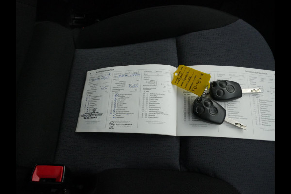 Opel Vivaro Combi 1.6 CDTI 120PK, L2H1, Combi 9 persoons, Airco, Prijs is inclusief BTW/BPM
