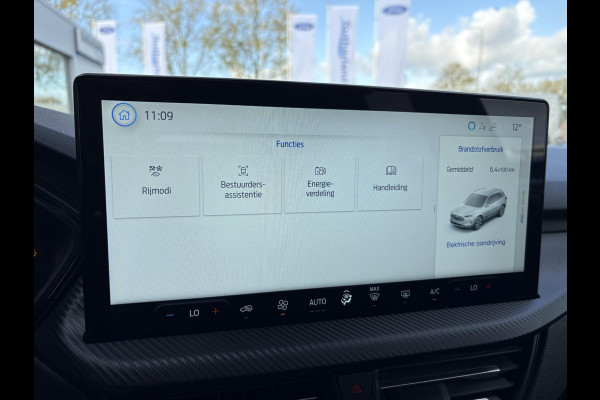 Ford Kuga 2.5 FHEV ST-Line 190pk | Technology Pack | Panoramadak | All Weather banden | Geen Stekker nodig | Ford Kuga 2.5 FHEV ST-Line 190pk | Technology Pack | Panoramadak | All Weather banden | Geen Stekker nodig |