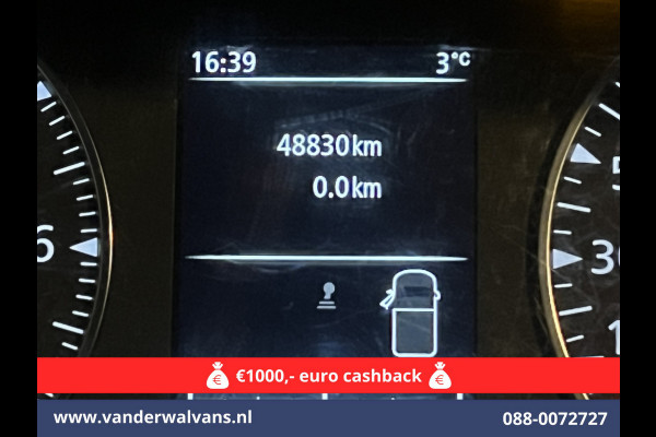 Renault Master 2.3 dCi 135pk *Rijklaar Direct Rijden* Pickup Open laadbak Dubbel cabine Euro6 Airco | 7-Zits | 2500kg Trekhaak Bluetooth-telefoonvoorbereiding Renault Master 2.3 dCi 135pk *Rijklaar Direct Rijden* Pickup Open laadbak Dubbel cabine Euro6 Airco | 7-Zits | 2500kg Trekhaak Bluetooth-telefoonvoorbereiding