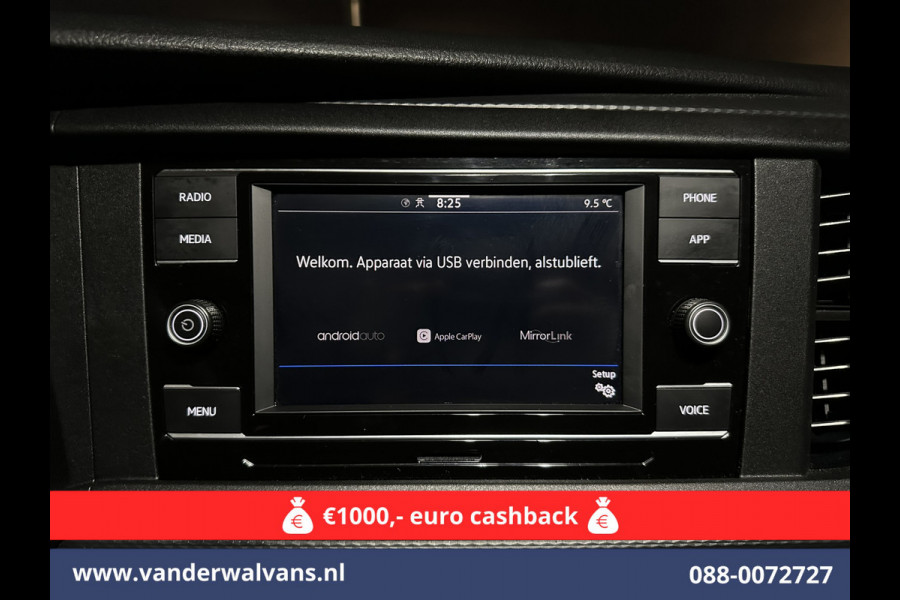 Volkswagen Transporter 2.0 TDI 150pk L2H1 Euro6 Airco | 2500kg Trekhaak | Apple Carplay | Android Auto Parkeersensoren, Cruisecontrol