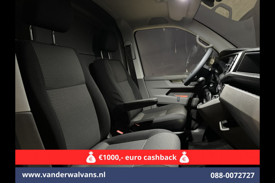 Volkswagen Transporter 2.0 TDI 150pk L2H1 Euro6 Airco | 2500kg Trekhaak | Apple Carplay | Android Auto Parkeersensoren, Cruisecontrol