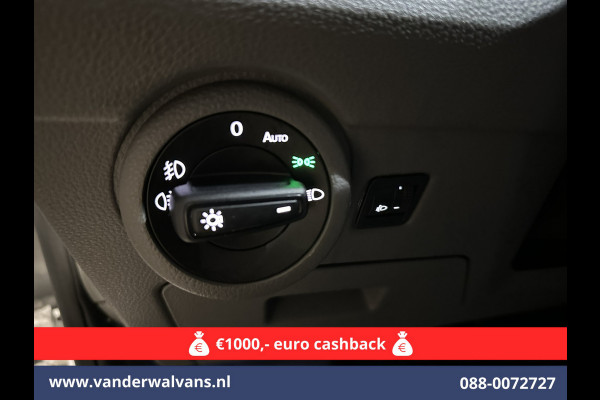 Volkswagen Transporter 2.0 TDI 150pk L2H1 Euro6 Airco | 2500kg Trekhaak | Apple Carplay | Android Auto Parkeersensoren, Cruisecontrol