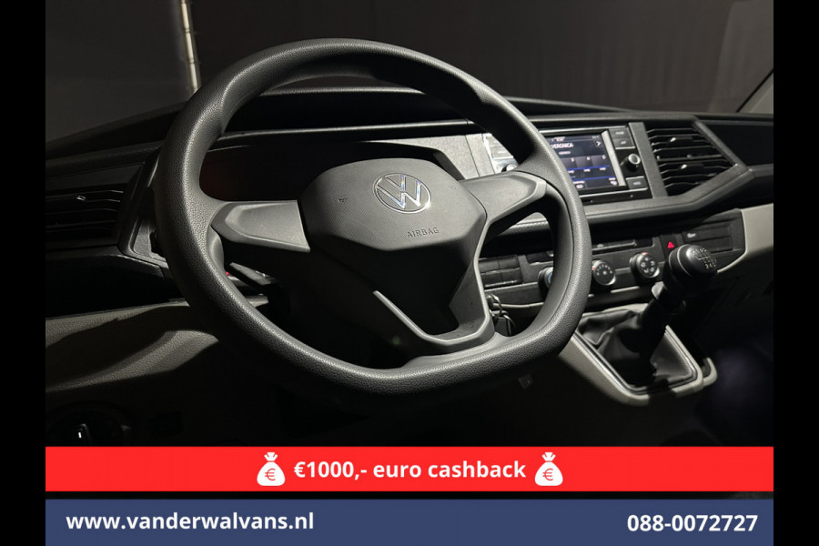 Volkswagen Transporter 2.0 TDI 150pk L2H1 Euro6 Airco | 2500kg Trekhaak | Apple Carplay | Android Auto Parkeersensoren, Cruisecontrol