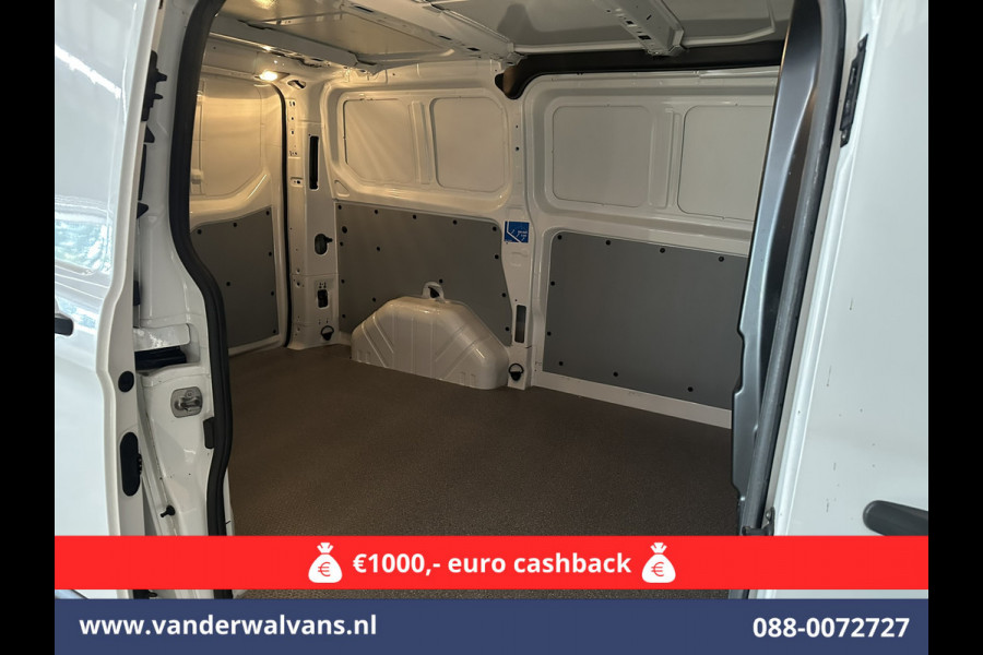 Ford Transit Custom 2.0 TDCI L1H1 Euro6 Airco | 2500KG Trekvermogen | Cruisecontrol | Parkeersensoren | Bijrijdersbank LED
