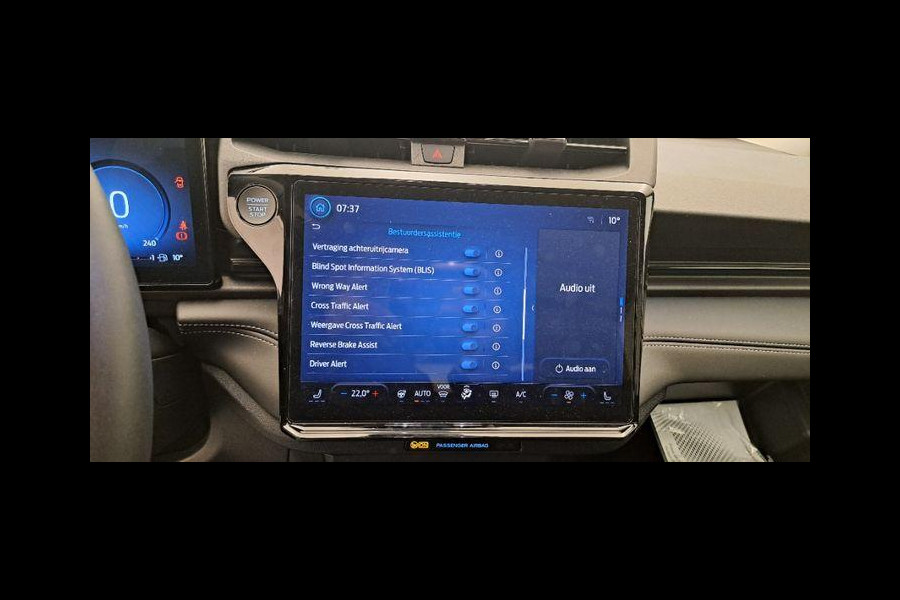 Ford Puma 1.0 EcoBoost Hybrid Titanium 125pk | Driver Assistance Pack | Matrix LED koplampen | Winterpack | Reservewiel | Comfort Pack