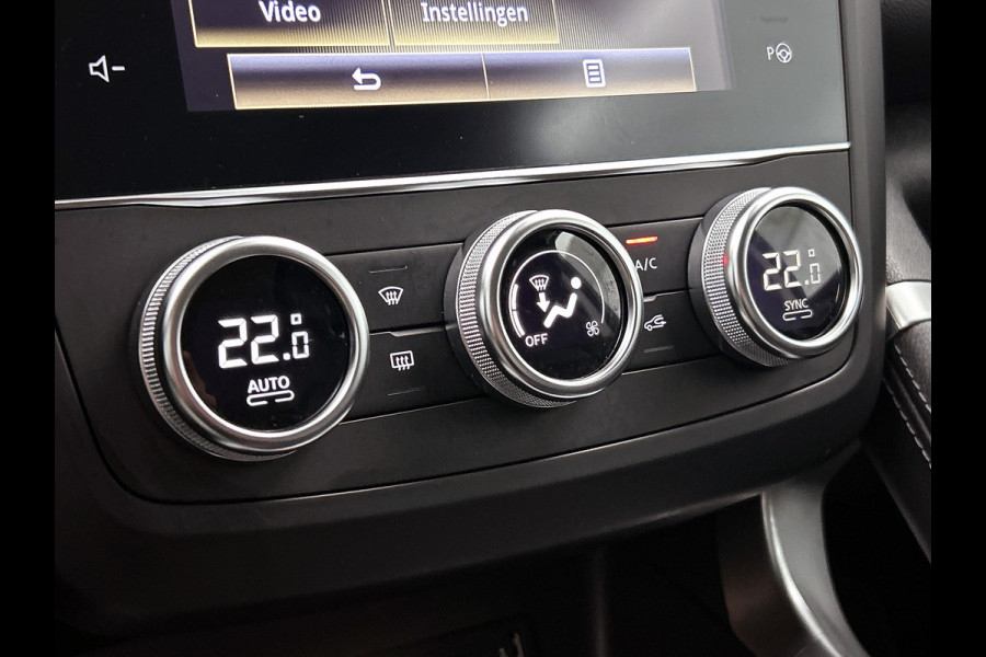 Renault Kadjar 1.3 TCe 140PK Intens / CAMERA / NAVI / LEDER Renault Kadjar 1.3 TCe 140PK Intens / CAMERA / NAVI / LEDER