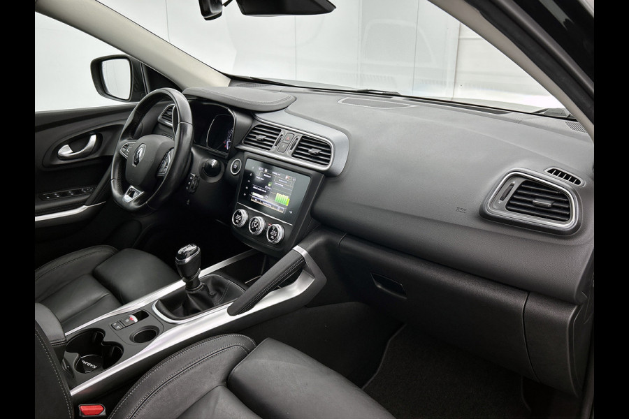 Renault Kadjar 1.3 TCe 140PK Intens / CAMERA / NAVI / LEDER Renault Kadjar 1.3 TCe 140PK Intens / CAMERA / NAVI / LEDER
