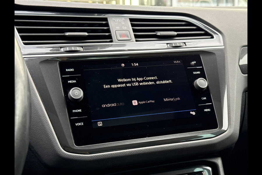 Volkswagen Tiguan 1.5 TSI ACT Highline | Pano | Virtual | Memory seats | Adapt. Cruise | Stoelverw.