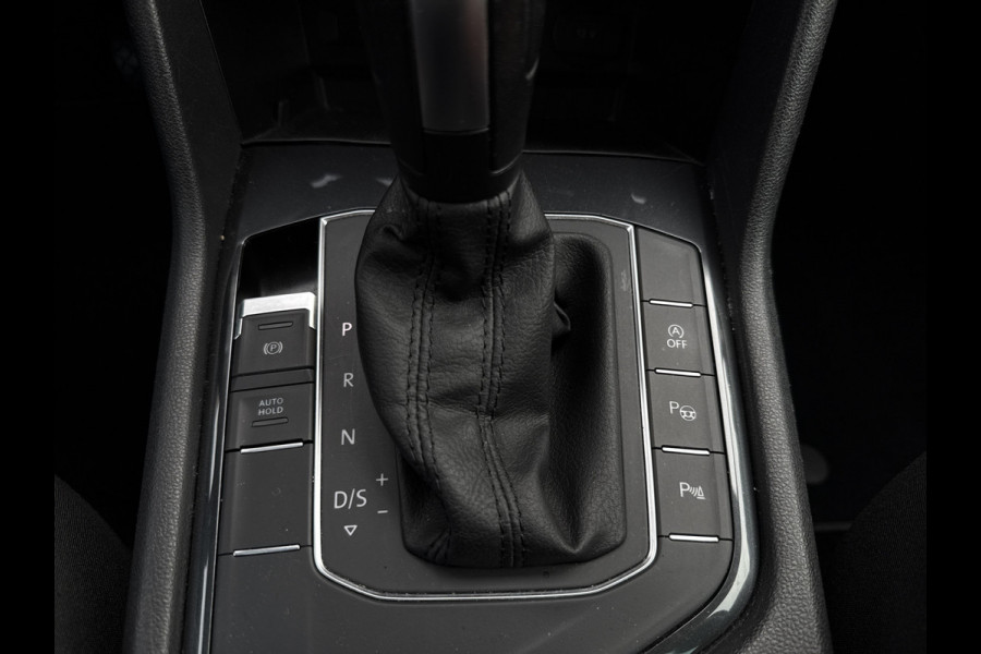 Volkswagen Tiguan 1.5 TSI ACT Highline | Pano | Virtual | Memory seats | Adapt. Cruise | Stoelverw.