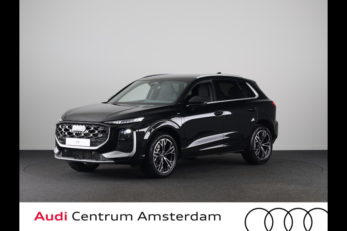 Audi Q3 S edition e-hybrid 200 kW / 272 PK Hatchback 6 ver | Techniekpakket plus | Privacy glas | Twin leder bekleding | Laadconcept compact | Audi Q3 S edition e-hybrid 200 kW / 272 PK Hatchback 6 ver | Techniekpakket plus | Privacy glas | Twin leder bekleding | Laadconcept compact |