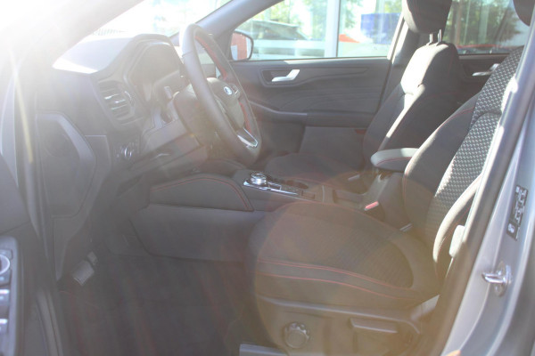 Ford Kuga 2.5 PHEV ST-Line 243pk | Driver Assistance Pack | Winterpack | Trekhaak Wegklapbaar | All Season banden | 2.100kg Trekgewicht