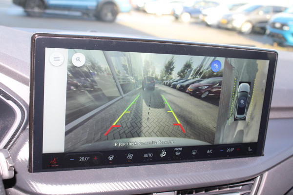 Ford Kuga 2.5 PHEV ST-Line 243pk | Driver Assistance Pack | Winterpack | Trekhaak Wegklapbaar | All Season banden | 2.100kg Trekgewicht