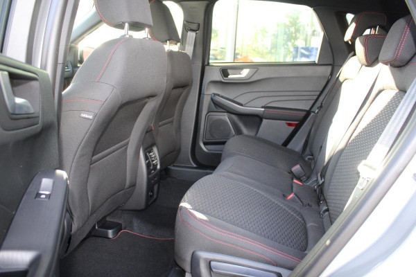 Ford Kuga 2.5 PHEV ST-Line 243pk | Driver Assistance Pack | Winterpack | Trekhaak Wegklapbaar | All Season banden | 2.100kg Trekgewicht