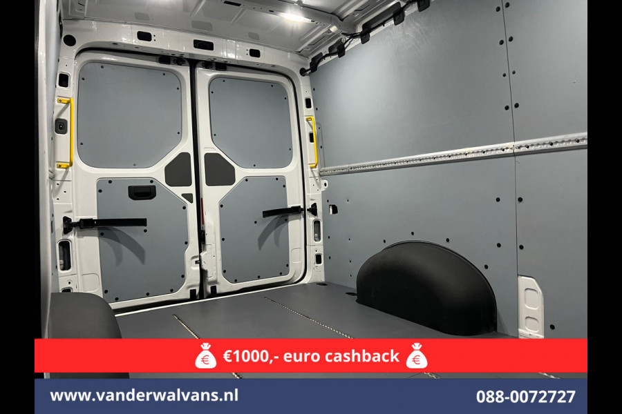 Volkswagen Crafter 2.0 TDI 140pk L3H2 (oude L2H1) Euro6 # Airco | Navigatie | Apple Carplay | Android auto parkeersensoren, 3000kg trekvermogen Volkswagen Crafter 2.0 TDI 140pk L3H2 (oude L2H1) Euro6 # Airco | Navigatie | Apple Carplay | Android auto parkeersensoren, 3000kg trekvermogen