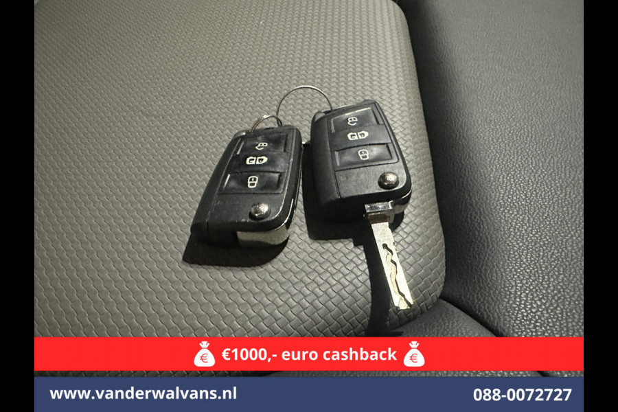 Volkswagen Crafter 2.0 TDI 140pk L3H2 (oude L2H1) Euro6 # Airco | Navigatie | Apple Carplay | Android auto parkeersensoren, 3000kg trekvermogen Volkswagen Crafter 2.0 TDI 140pk L3H2 (oude L2H1) Euro6 # Airco | Navigatie | Apple Carplay | Android auto parkeersensoren, 3000kg trekvermogen
