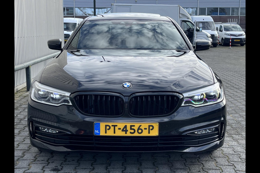 BMW 5 Serie 520d High Executive*DAKJE*HUD*CRUISE*NAVI.PROF*LED BMW 5 Serie 520d High Executive*DAKJE*HUD*CRUISE*NAVI.PROF*LED