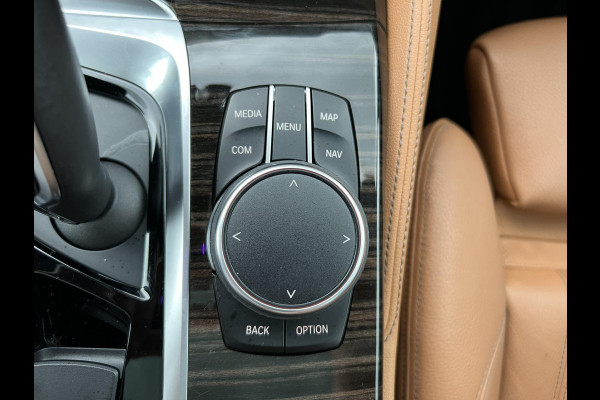 BMW 5 Serie 520d High Executive*DAKJE*HUD*CRUISE*NAVI.PROF*LED BMW 5 Serie 520d High Executive*DAKJE*HUD*CRUISE*NAVI.PROF*LED