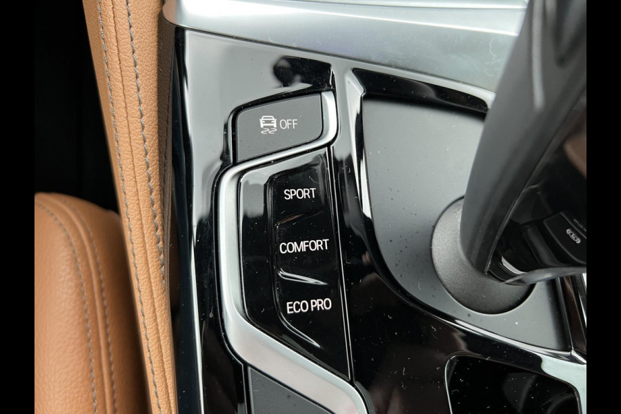 BMW 5 Serie 520d High Executive*DAKJE*HUD*CRUISE*NAVI.PROF*LED BMW 5 Serie 520d High Executive*DAKJE*HUD*CRUISE*NAVI.PROF*LED