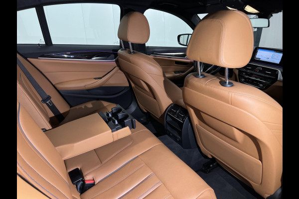 BMW 5 Serie 520d High Executive*DAKJE*HUD*CRUISE*NAVI.PROF*LED BMW 5 Serie 520d High Executive*DAKJE*HUD*CRUISE*NAVI.PROF*LED