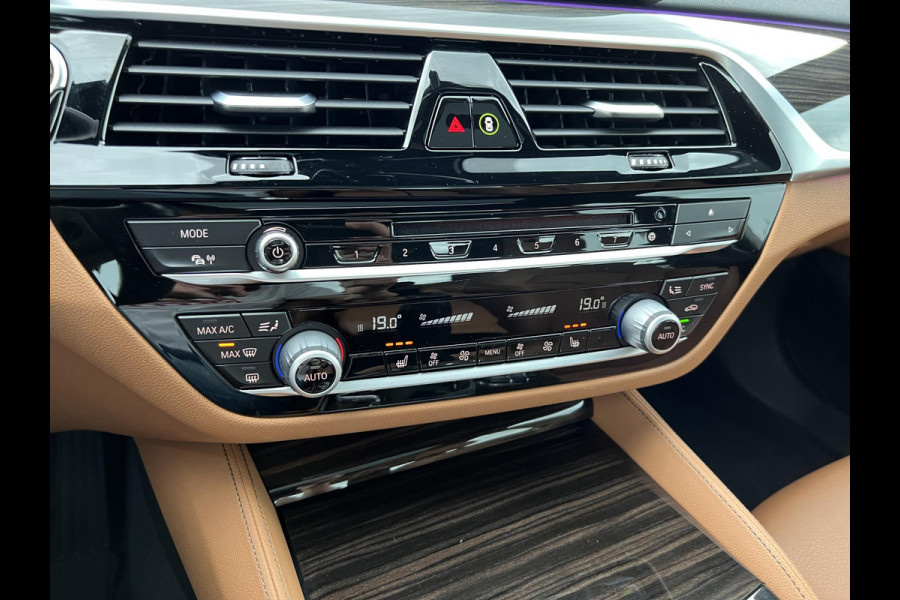 BMW 5 Serie 520d High Executive*DAKJE*HUD*CRUISE*NAVI.PROF*LED BMW 5 Serie 520d High Executive*DAKJE*HUD*CRUISE*NAVI.PROF*LED