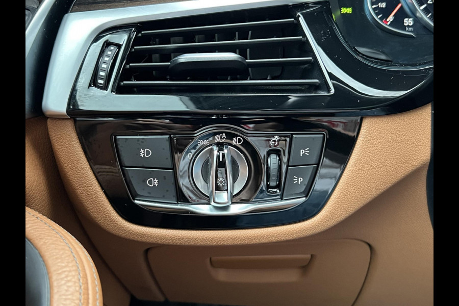 BMW 5 Serie 520d High Executive*DAKJE*HUD*CRUISE*NAVI.PROF*LED BMW 5 Serie 520d High Executive*DAKJE*HUD*CRUISE*NAVI.PROF*LED