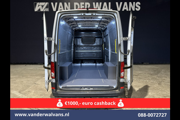 Volkswagen Crafter 2.0 TDI 141pk L3H3 L2H2 Euro6 Airco | Camera | Apple Carplay | Cruisecontrol Android Auto, Parkeersensoren, Bijrijdersbank, 3000kg Trekvermogen, zilver Volkswagen Crafter 2.0 TDI 141pk L3H3 L2H2 Euro6 Airco | Camera | Apple Carplay | Cruisecontrol Android Auto, Parkeersensoren, Bijrijdersbank, 3000kg Trekvermogen, zilver