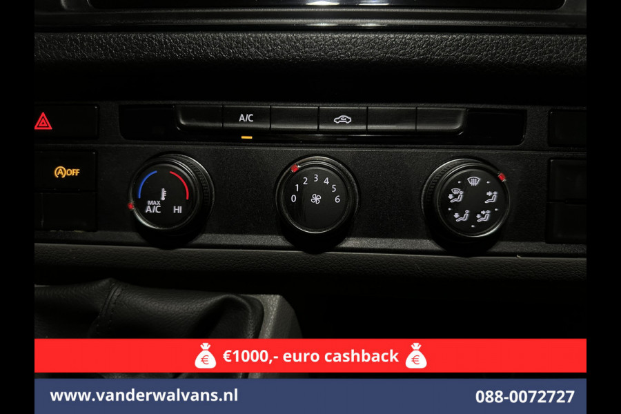 Volkswagen Crafter 2.0 TDI 141pk L3H3 L2H2 Euro6 Airco | Camera | Apple Carplay | Cruisecontrol Android Auto, Parkeersensoren, Bijrijdersbank, 3000kg Trekvermogen, zilver Volkswagen Crafter 2.0 TDI 141pk L3H3 L2H2 Euro6 Airco | Camera | Apple Carplay | Cruisecontrol Android Auto, Parkeersensoren, Bijrijdersbank, 3000kg Trekvermogen, zilver