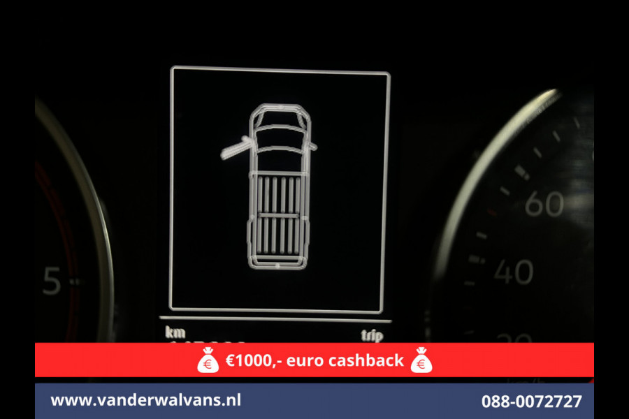 Volkswagen Crafter 2.0 TDI 141pk L3H3 L2H2 Euro6 Airco | Camera | Apple Carplay | Cruisecontrol Android Auto, Parkeersensoren, Bijrijdersbank, 3000kg Trekvermogen, zilver Volkswagen Crafter 2.0 TDI 141pk L3H3 L2H2 Euro6 Airco | Camera | Apple Carplay | Cruisecontrol Android Auto, Parkeersensoren, Bijrijdersbank, 3000kg Trekvermogen, zilver