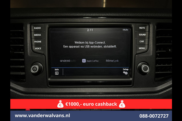 Volkswagen Crafter 2.0 TDI 140pk L3H3 L2H2 Euro6 *Rijklaar Direct Rijden* Airco | Camera | Apple Carplay | Cruisecontrol Parkeersensoren, Android Auto, Chauffeursstoel, Bijrijdersbank, 3000kg trekvermogen, zilver Volkswagen Crafter 2.0 TDI 140pk L3H3 L2H2 Euro6 *Rijklaar Direct Rijden* Airco | Camera | Apple Carplay | Cruisecontrol Parkeersensoren, Android Auto, Chauffeursstoel, Bijrijdersbank, 3000kg trekvermogen, zilver