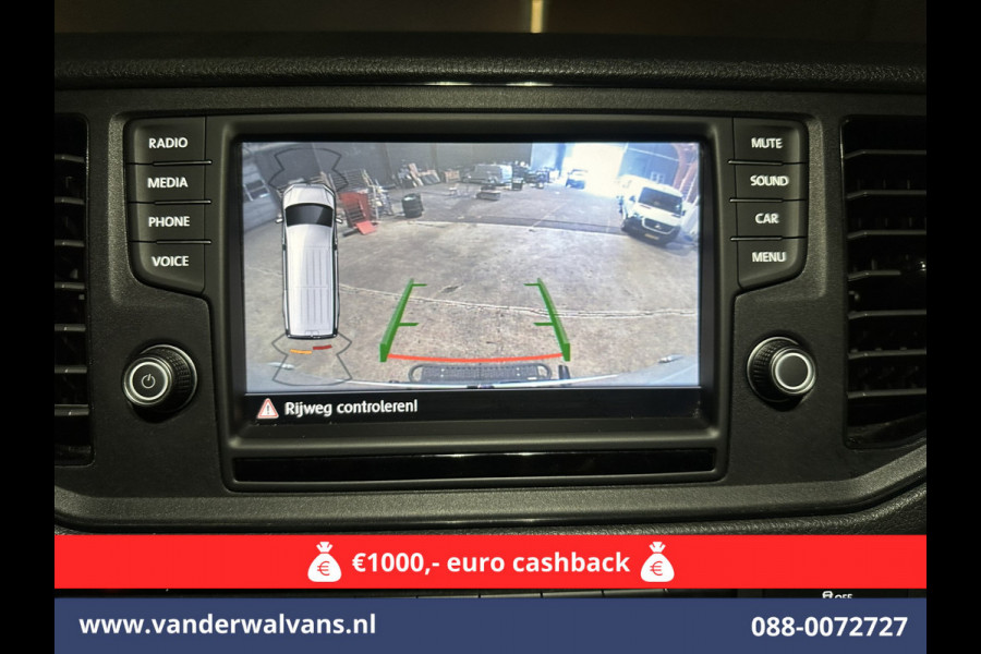 Volkswagen Crafter 2.0 TDI 140pk L3H3 L2H2 Euro6 *Rijklaar Direct Rijden* Airco | Camera | Apple Carplay | Cruisecontrol Parkeersensoren, Android Auto, Chauffeursstoel, Bijrijdersbank, 3000kg trekvermogen, zilver Volkswagen Crafter 2.0 TDI 140pk L3H3 L2H2 Euro6 *Rijklaar Direct Rijden* Airco | Camera | Apple Carplay | Cruisecontrol Parkeersensoren, Android Auto, Chauffeursstoel, Bijrijdersbank, 3000kg trekvermogen, zilver
