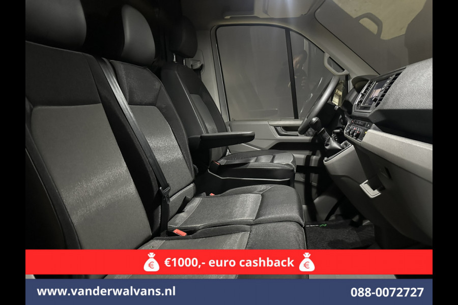 Volkswagen Crafter 2.0 TDI 140pk L3H3 L2H2 Euro6 *Rijklaar Direct Rijden* Airco | Camera | Apple Carplay | Cruisecontrol Parkeersensoren, Android Auto, Chauffeursstoel, Bijrijdersbank, 3000kg trekvermogen, zilver Volkswagen Crafter 2.0 TDI 140pk L3H3 L2H2 Euro6 *Rijklaar Direct Rijden* Airco | Camera | Apple Carplay | Cruisecontrol Parkeersensoren, Android Auto, Chauffeursstoel, Bijrijdersbank, 3000kg trekvermogen, zilver