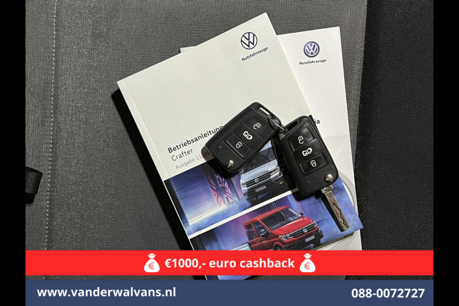 Volkswagen Crafter 2.0 TDI 140pk L3H3 L2H2 Euro6 *Rijklaar Direct Rijden* Airco | Camera | Apple Carplay | Cruisecontrol Parkeersensoren, Android Auto, Chauffeursstoel, Bijrijdersbank, 3000kg trekvermogen, zilver Volkswagen Crafter 2.0 TDI 140pk L3H3 L2H2 Euro6 *Rijklaar Direct Rijden* Airco | Camera | Apple Carplay | Cruisecontrol Parkeersensoren, Android Auto, Chauffeursstoel, Bijrijdersbank, 3000kg trekvermogen, zilver