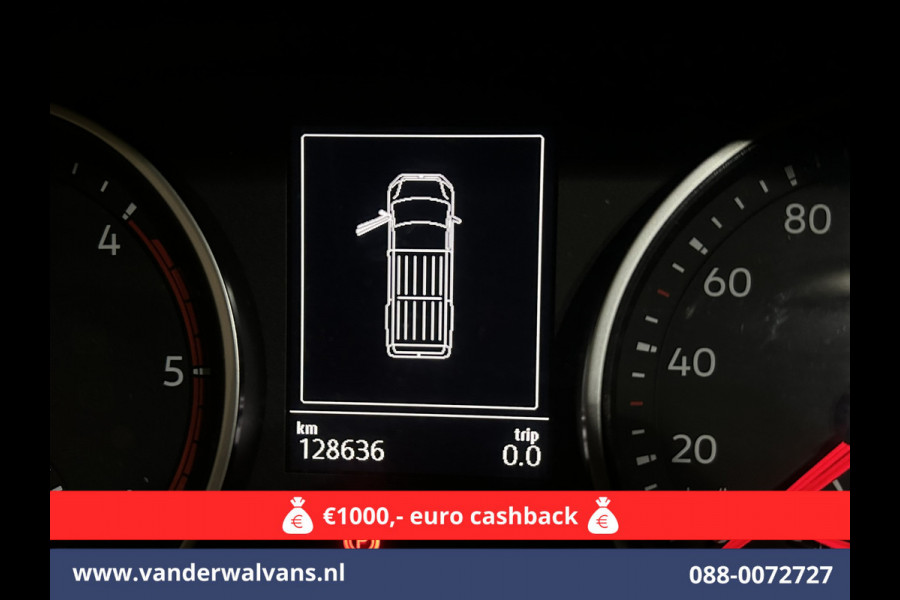 Volkswagen Crafter 2.0 TDI 140pk L3H3 L2H2 Euro6 *Rijklaar Direct Rijden* Airco | Camera | Apple Carplay | Cruisecontrol Parkeersensoren, Android Auto, Chauffeursstoel, Bijrijdersbank, 3000kg trekvermogen, zilver Volkswagen Crafter 2.0 TDI 140pk L3H3 L2H2 Euro6 *Rijklaar Direct Rijden* Airco | Camera | Apple Carplay | Cruisecontrol Parkeersensoren, Android Auto, Chauffeursstoel, Bijrijdersbank, 3000kg trekvermogen, zilver