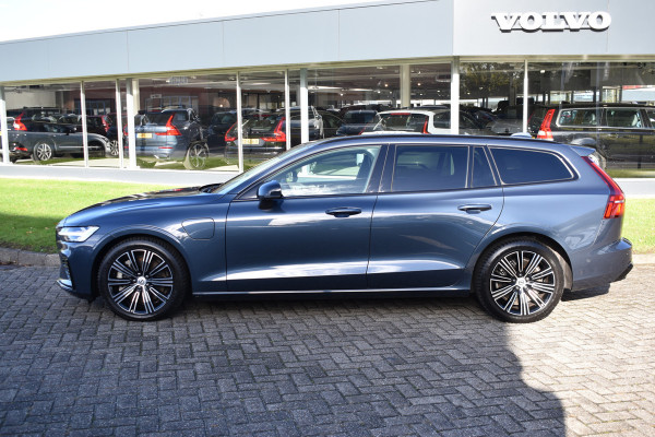 Volvo V60 T6 AWD 350PK Plug-in Hybrid Plus Dark | 360 Camera | H&K | BLIS | ACC | Stoelverwarming | Leder | Volvo V60 T6 AWD 350PK Plug-in Hybrid Plus Dark | 360 Camera | H&K | BLIS | ACC | Stoelverwarming | Leder |