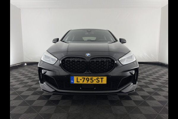 BMW 1-serie M135i xDrive M-Sportpack High Executive Aut. *ALCANTARA-MICROFIBRE | FULL-LED | HEATED-SPORTSEATS | SHIFT-PADDLES | DIGI-COCKPIT | HEAD-UP | NAVI-FULLMAP | DAB+ | PRIVACY-GLASS | AMBIENT-LIGHT | CARBON-INLAY | CARPLAY | 19''ALU*