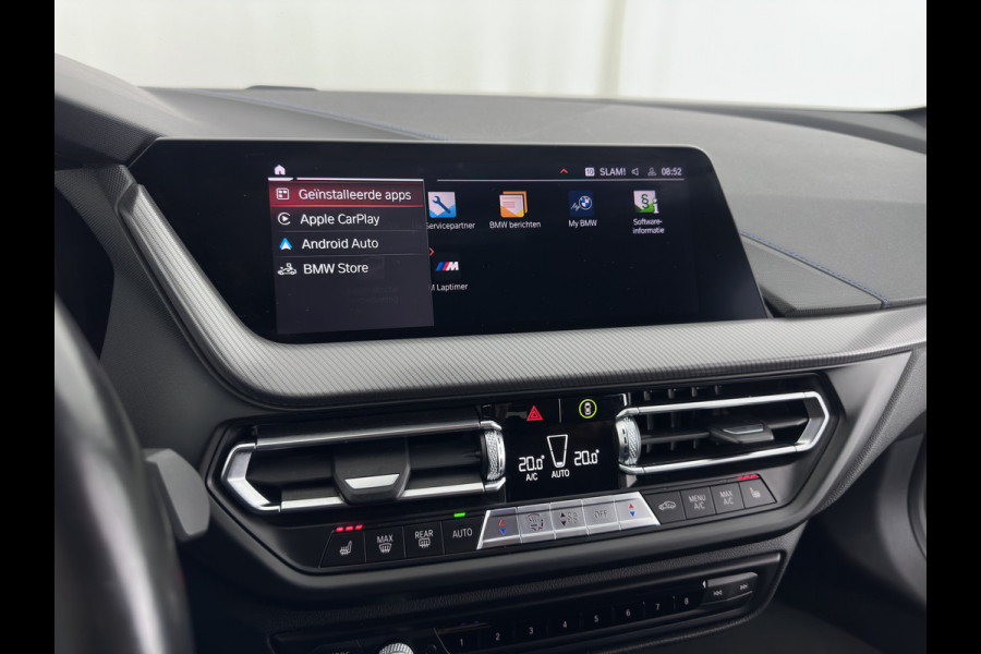 BMW 1-serie M135i xDrive M-Sportpack High Executive Aut. *ALCANTARA-MICROFIBRE | FULL-LED | HEATED-SPORTSEATS | SHIFT-PADDLES | DIGI-COCKPIT | HEAD-UP | NAVI-FULLMAP | DAB+ | PRIVACY-GLASS | AMBIENT-LIGHT | CARBON-INLAY | CARPLAY | 19''ALU*