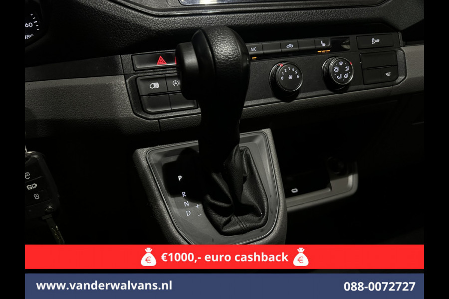 Volkswagen Crafter 2.0 TDI 140 pk Automaat L4H3 L3H2 Euro6 Airco | Camera | Apple Carplay Android Auto, Chauffeursstoel, Stoelverwarming, 3000kg Trekhaak