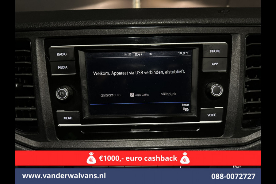 Volkswagen Crafter 2.0 TDI 140 pk Automaat L4H3 L3H2 Euro6 Airco | Camera | Apple Carplay Android Auto, Chauffeursstoel, Stoelverwarming, 3000kg Trekhaak