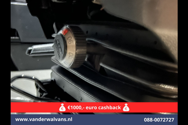 Volkswagen Crafter 2.0 TDI 140 pk Automaat L4H3 L3H2 Euro6 Airco | Camera | Apple Carplay Android Auto, Chauffeursstoel, Stoelverwarming, 3000kg Trekhaak