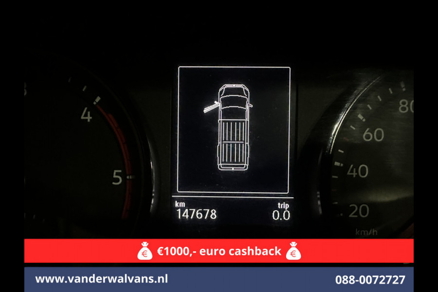 Volkswagen Crafter 2.0 TDI 140 pk Automaat L4H3 L3H2 Euro6 Airco | Camera | Apple Carplay Android Auto, Chauffeursstoel, Stoelverwarming, 3000kg Trekhaak