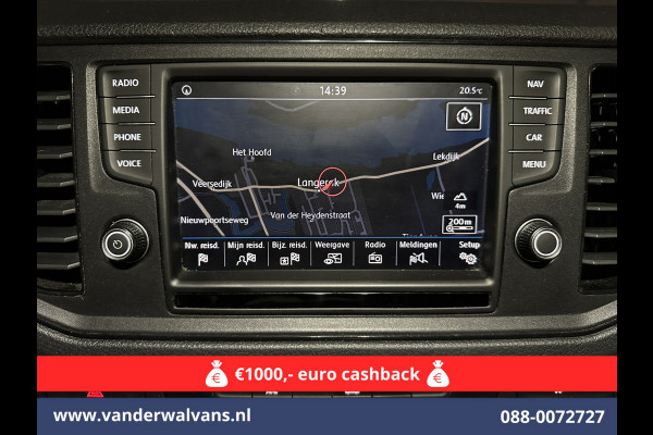 Volkswagen Crafter 2.0 TDI 140 pk L3H3 L2H2 Euro6 Airco | Camera | Navigatie | Apple Carplay | Massagestoel Android Auto, Parkeersensoren, 3000kg trekvermogen Volkswagen Crafter 2.0 TDI 140 pk L3H3 L2H2 Euro6 Airco | Camera | Navigatie | Apple Carplay | Massagestoel Android Auto, Parkeersensoren, 3000kg trekvermogen