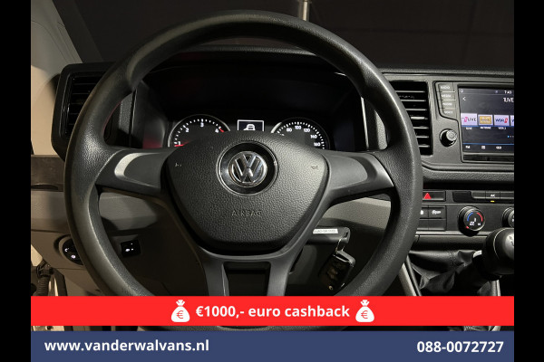 Volkswagen Crafter 2.0 TDI 140 pk L3H3 L2H2 Euro6 Airco | Camera | Navigatie | Apple Carplay | Massagestoel Android Auto, Parkeersensoren, 3000kg trekvermogen Volkswagen Crafter 2.0 TDI 140 pk L3H3 L2H2 Euro6 Airco | Camera | Navigatie | Apple Carplay | Massagestoel Android Auto, Parkeersensoren, 3000kg trekvermogen