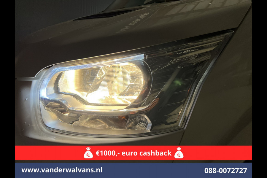 Ford Transit 2.0 TDCI 131pk L3H2 Euro6 *Rijklaar Direct Rijden* Airco | Camera | Navigatie | Apple Carplay | LED | Cruisecontrol Parkeersensoren, Stoelverwarming, Verwarmde voorruit, Bijrijdersbank, 2500kg trekvermogen