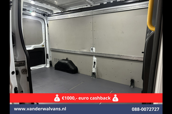 Ford Transit 2.0 TDCI 131pk L3H2 Euro6 *Rijklaar Direct Rijden* Airco | Camera | Navigatie | Apple Carplay | LED | Cruisecontrol Parkeersensoren, Stoelverwarming, Verwarmde voorruit, Bijrijdersbank, 2500kg trekvermogen