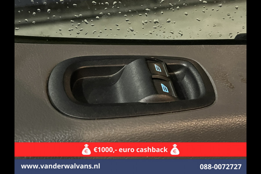 Ford Transit 2.0 TDCI 131pk L3H2 Euro6 *Rijklaar Direct Rijden* Airco | Camera | Navigatie | Apple Carplay | LED | Cruisecontrol Parkeersensoren, Stoelverwarming, Verwarmde voorruit, Bijrijdersbank, 2500kg trekvermogen